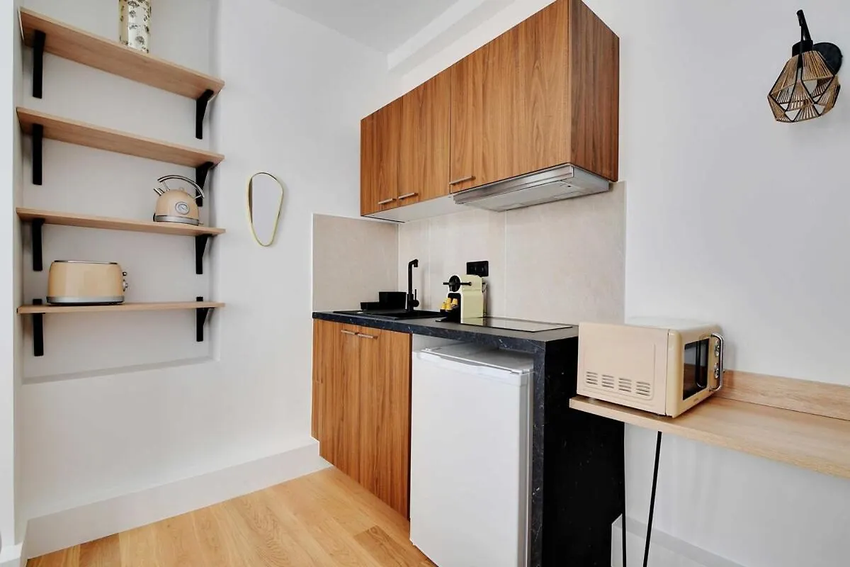 아파트 Studio-Suite 4 Stars, 15M From Eiffel, Refined 파리